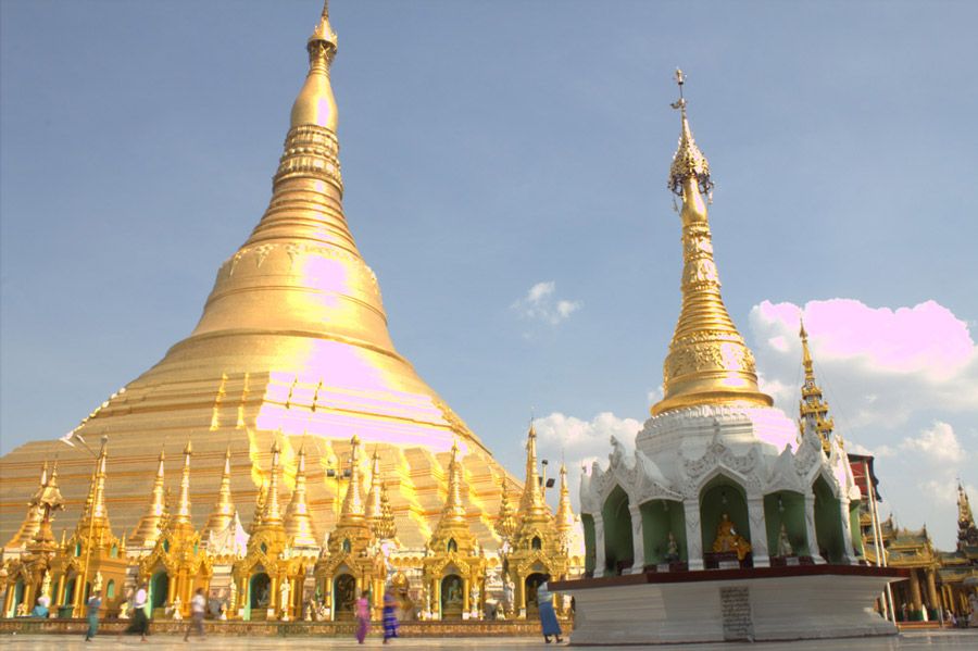Chia sẻ kinh nghiệm du lịch bụi Myanmar 4 - chùa Shwedagon