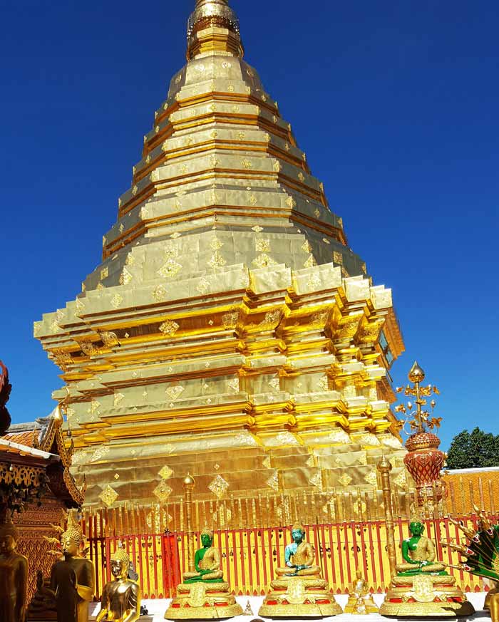 Kinh nghiệm du lịch bụi Thái Lan 21 - Tháp lớn Chùa Prathat Doi Suthep